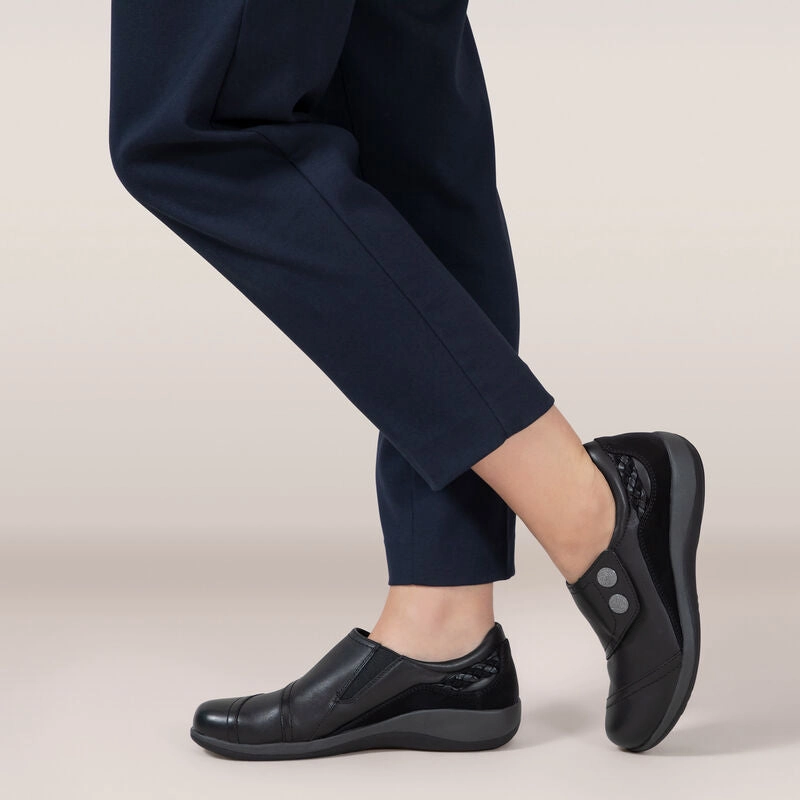 AETREX KARINA WOMEN'S Classic Brogues