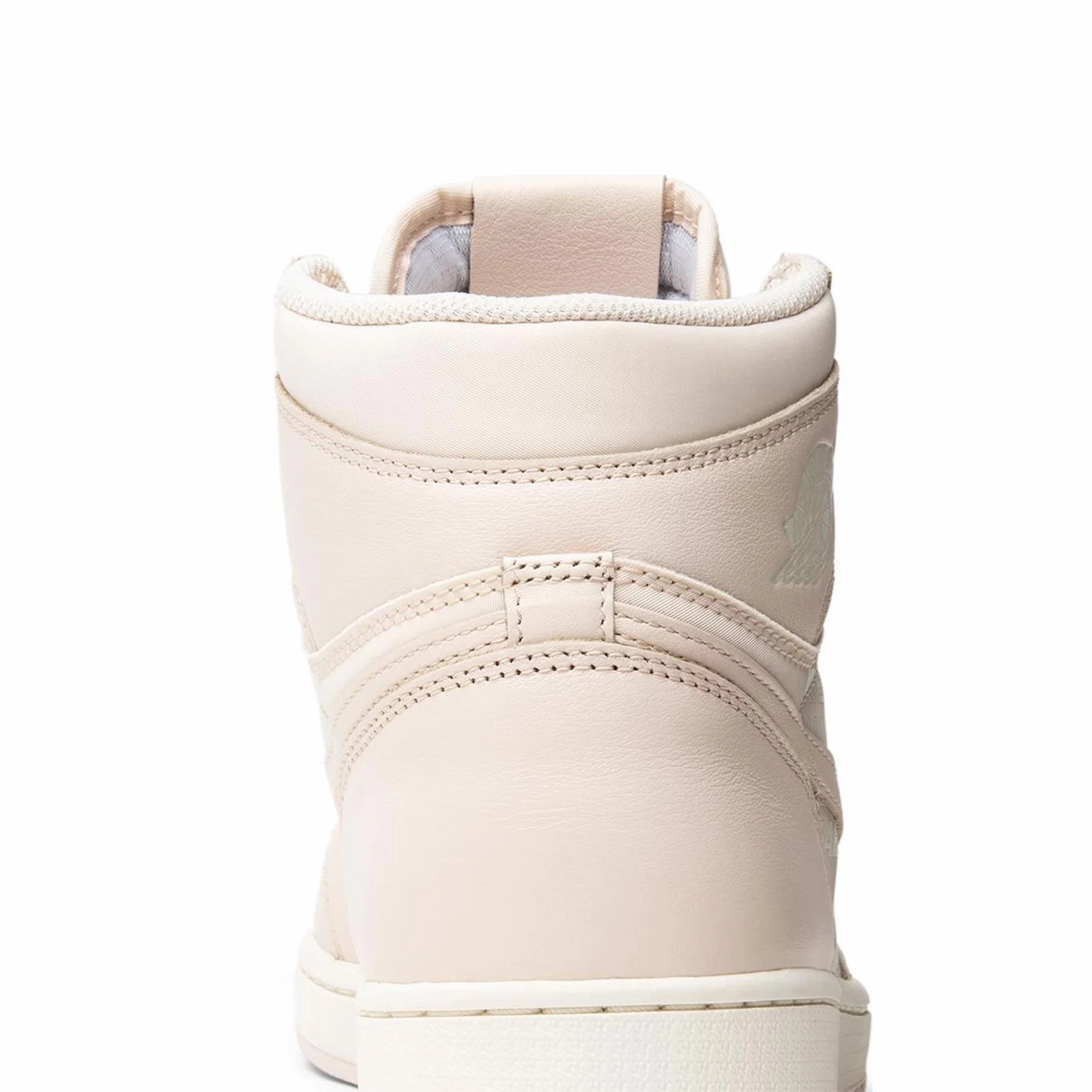 Air Jordan 1 'Guava Ice' Team Hustle D 11 Basketball Shoes