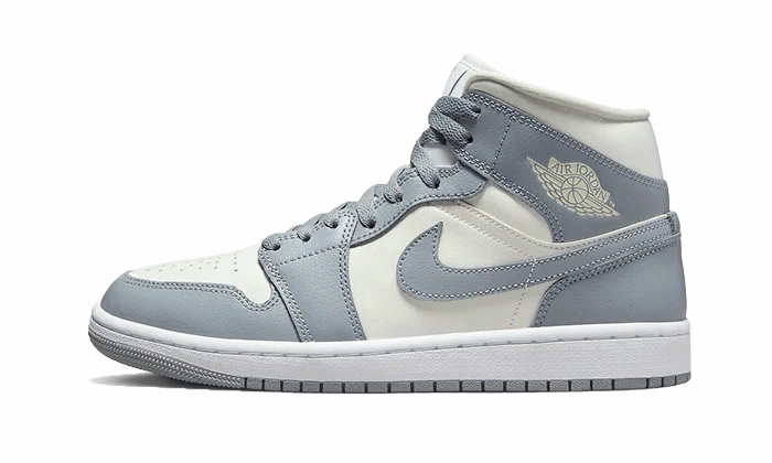 New Basketball Shoes 2025 Air Jordan 1 Mid Stealth