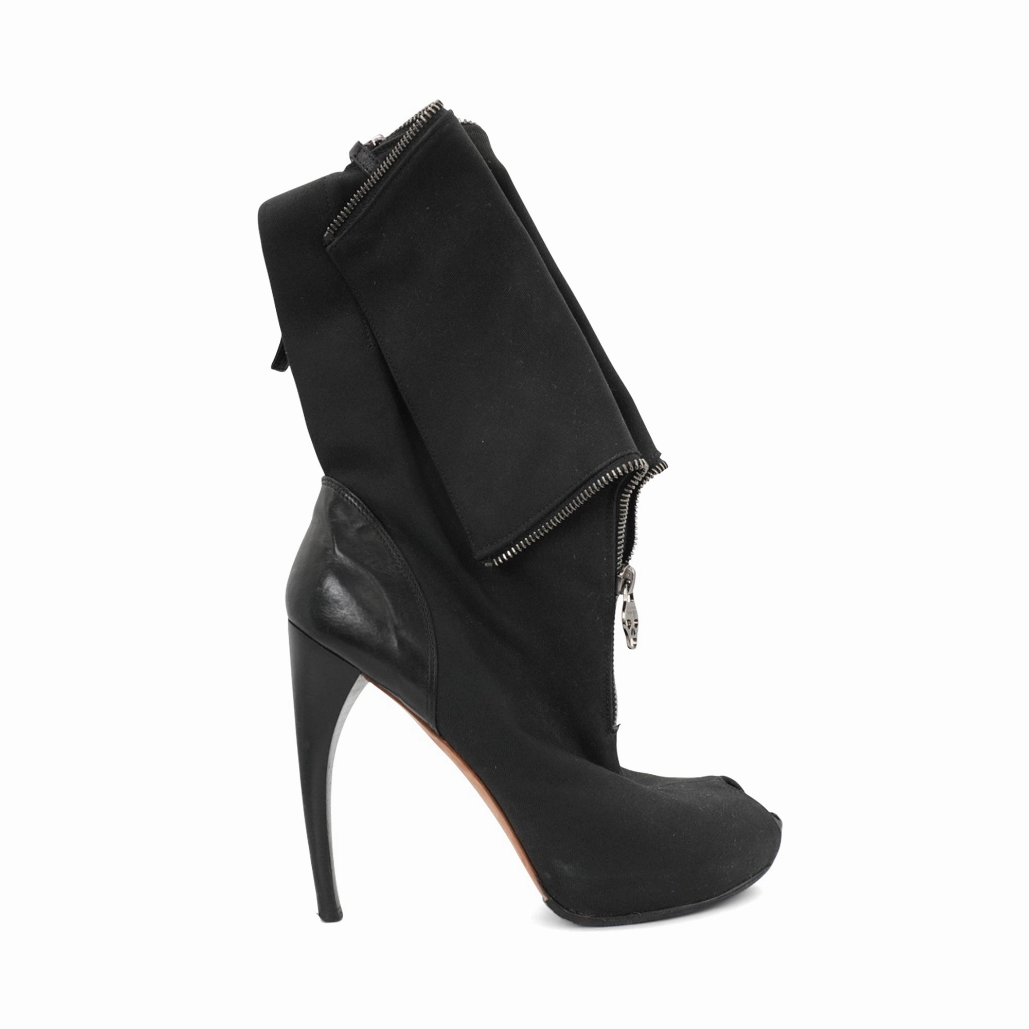 Alexander McQueen Stiletto Booties - Women's 38 Sky Casual Shoes