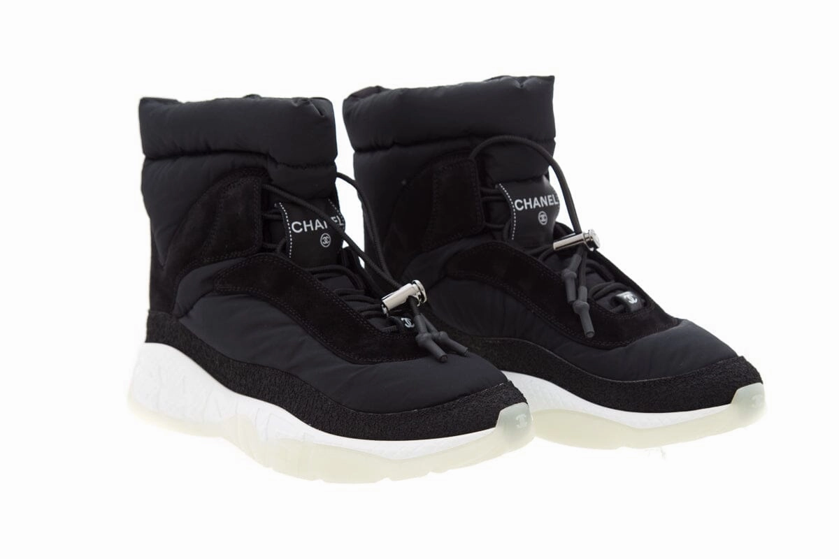 Inuikii Mountain High Snow Boots Chanel Black Nylon & Suede Snow Booties SZ 37.5