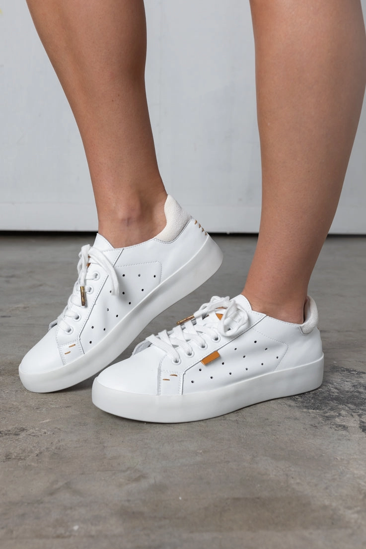 Difference Between Sneakers And Tennis Shoes Sienna Sneakers