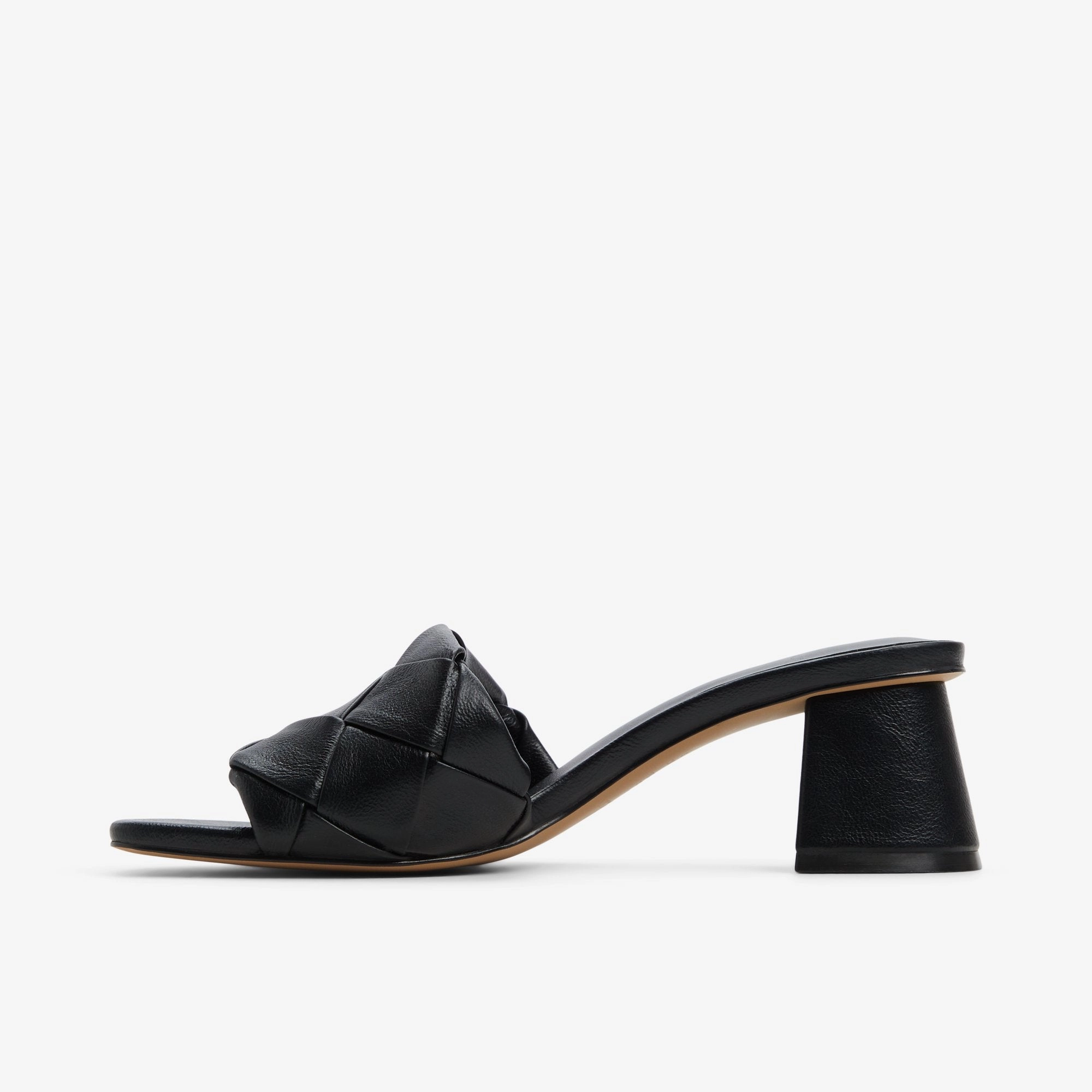 Mary Jane Court Shoes With Strap Dreaamy