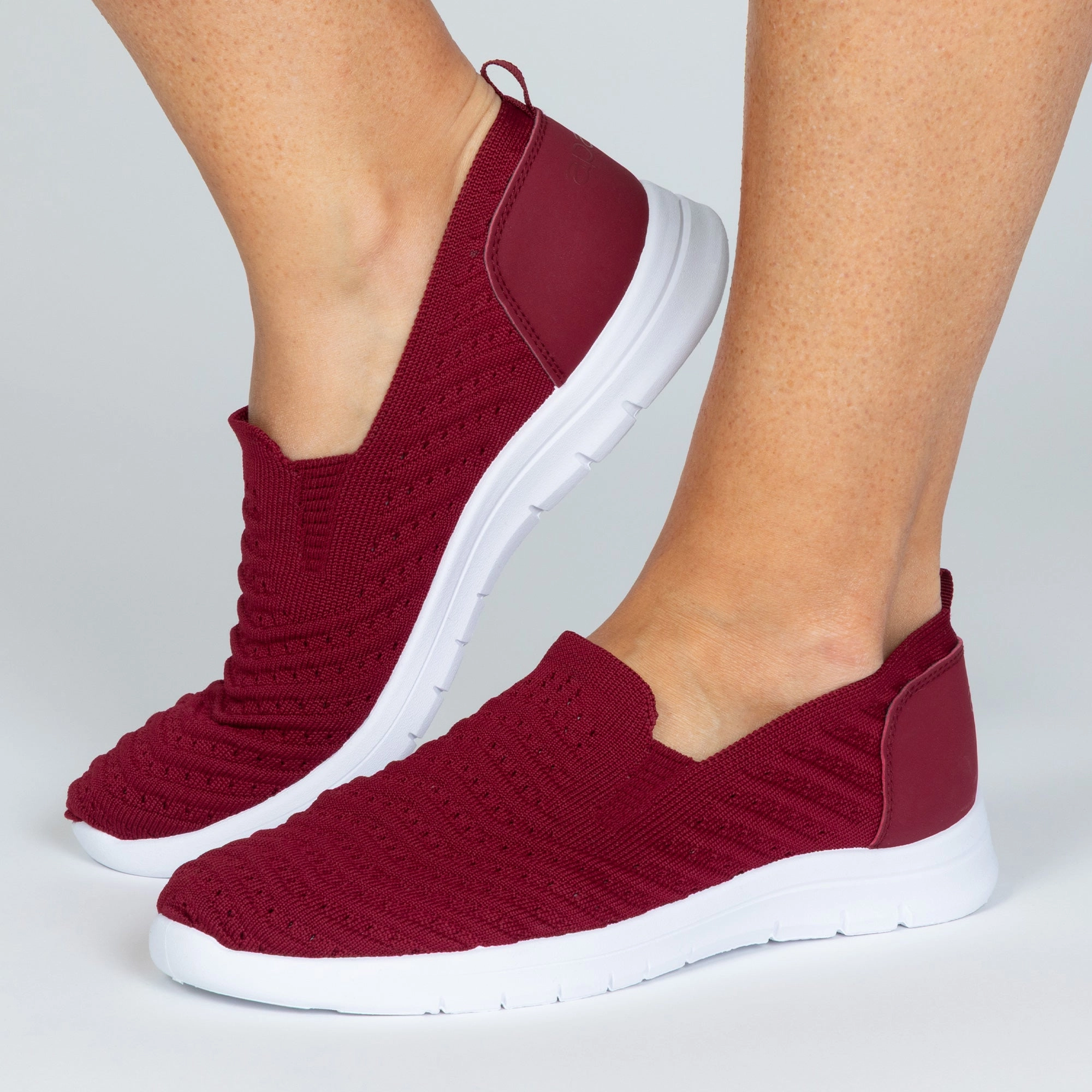 Apana Recovery Foam Slip-On Lightweight Shoes Slip On Slip On Sneakers Slip On Slip On Sneakers Slip On Slip Ons Slip On