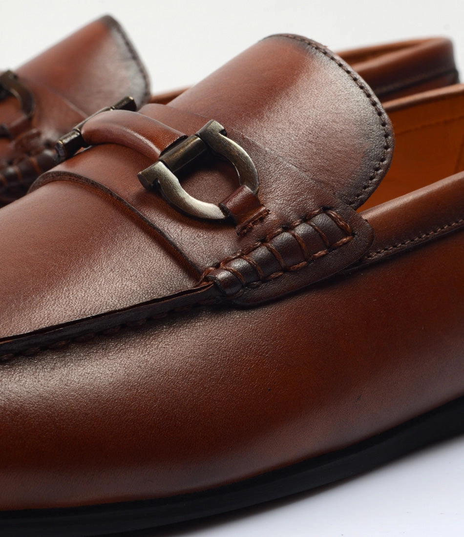 Pointed Brogue Bit Driving Loafer - Cognac