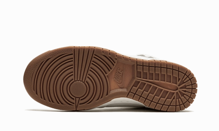 Nike Dunk High Sail Gum Nike Sb Malor Shoes