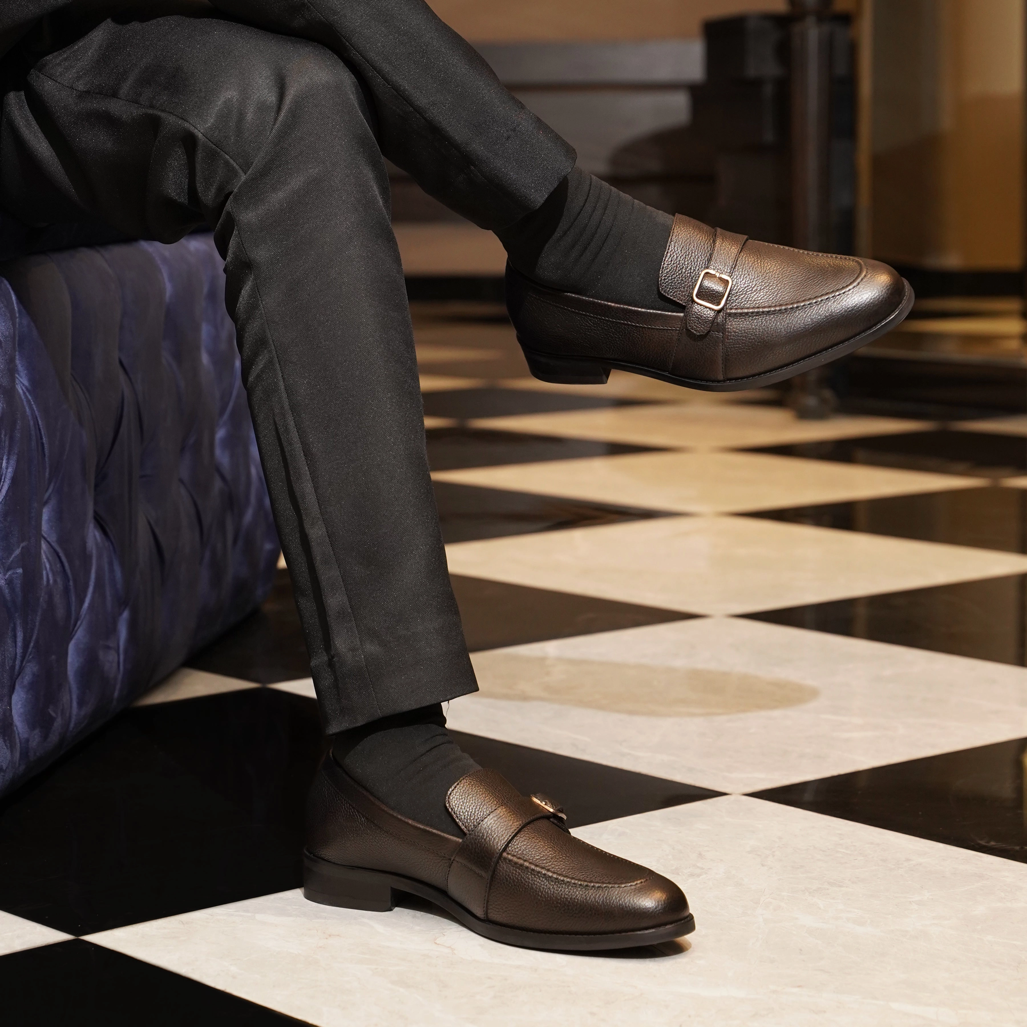 Elegant Loafers Brasilia - Men's Dark Brown Pebble Grain Leather Loafer