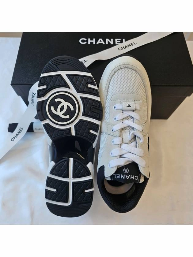 Work Out Tennis Shoes CC Logo Suede Tennis Low Top Sneakers Black Chanel