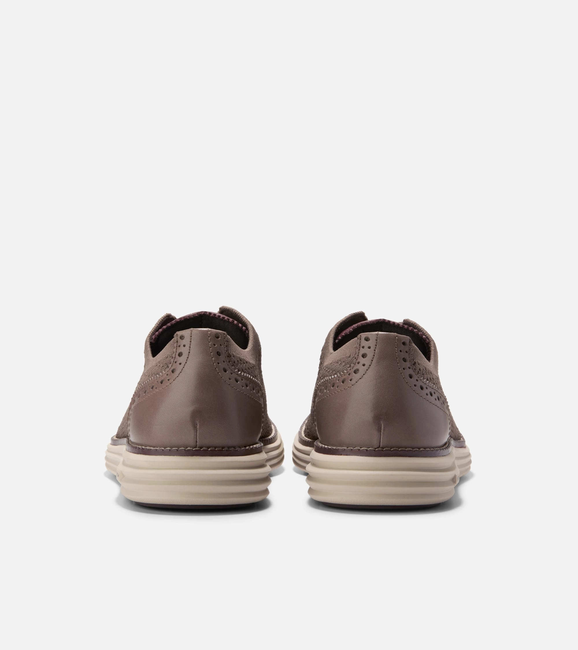 Outfits To Wear With Oxfords Men's riginalGrand Remastered Stitchlite Oxfords