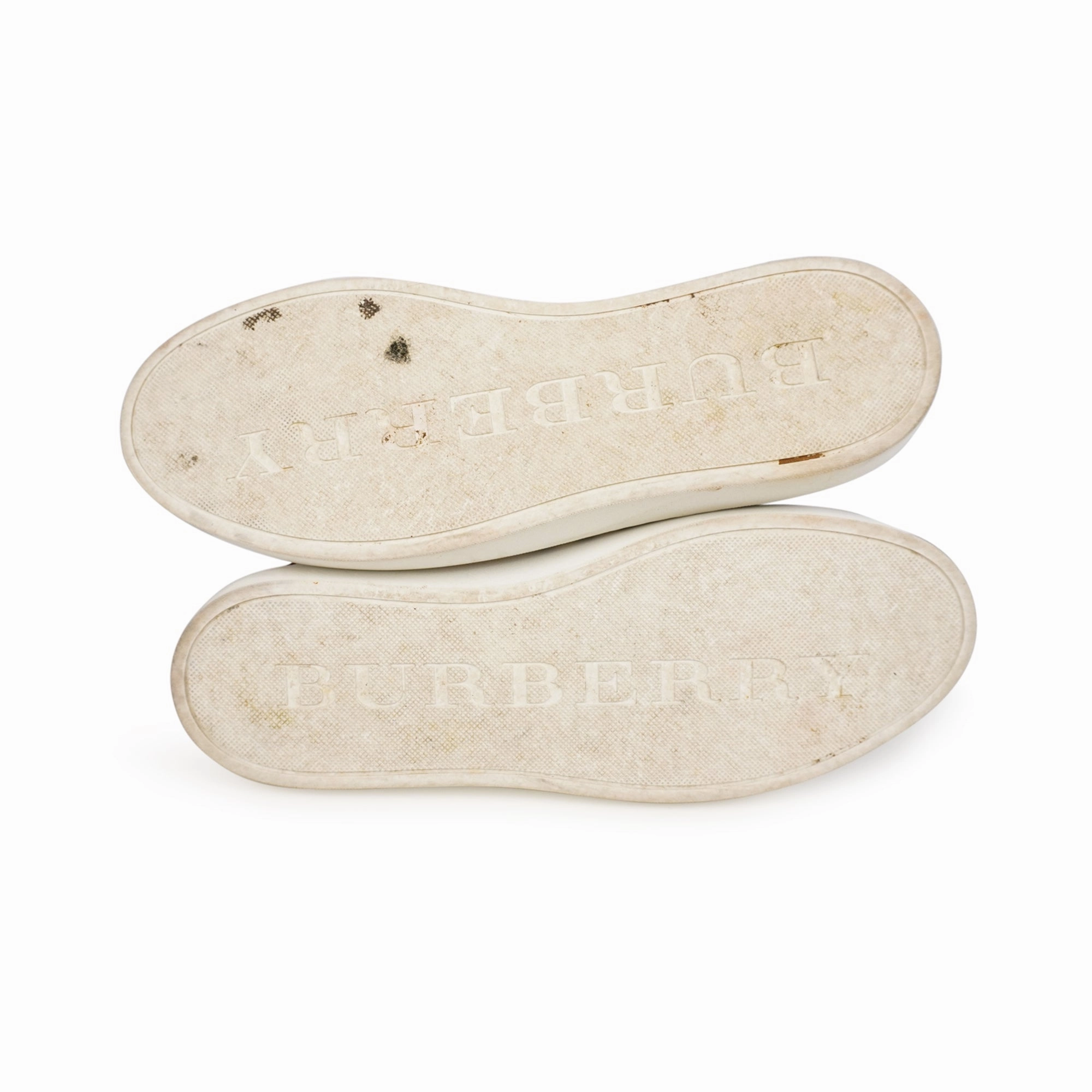 Cloud Casual Shoes Burberry Novacheck Sneakers - Women's 38.5