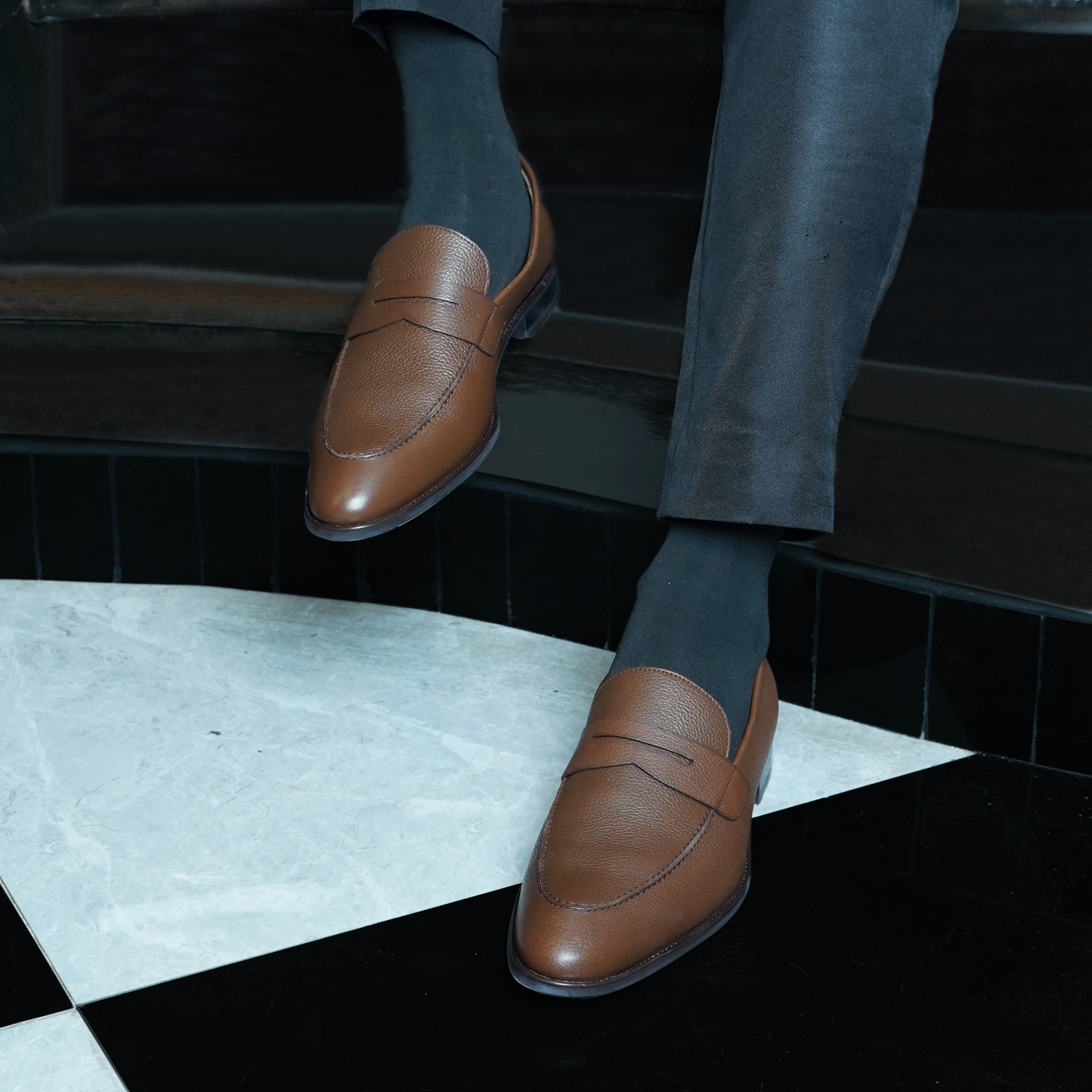 Campania - Men's Brown Pebble Grain Leather Loafer Loafers Tommy Hilfiger