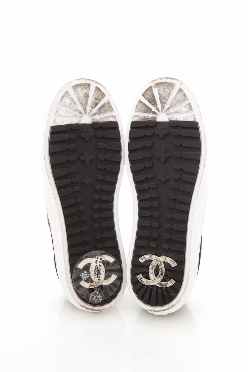 Canvas Shoes Slip On Chanel 2016 Fall/Winter Black Slip On Sneakers SZ 35