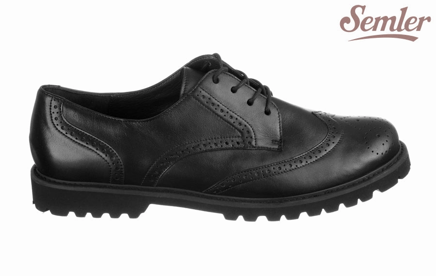 Brogues And Suit Sem Student