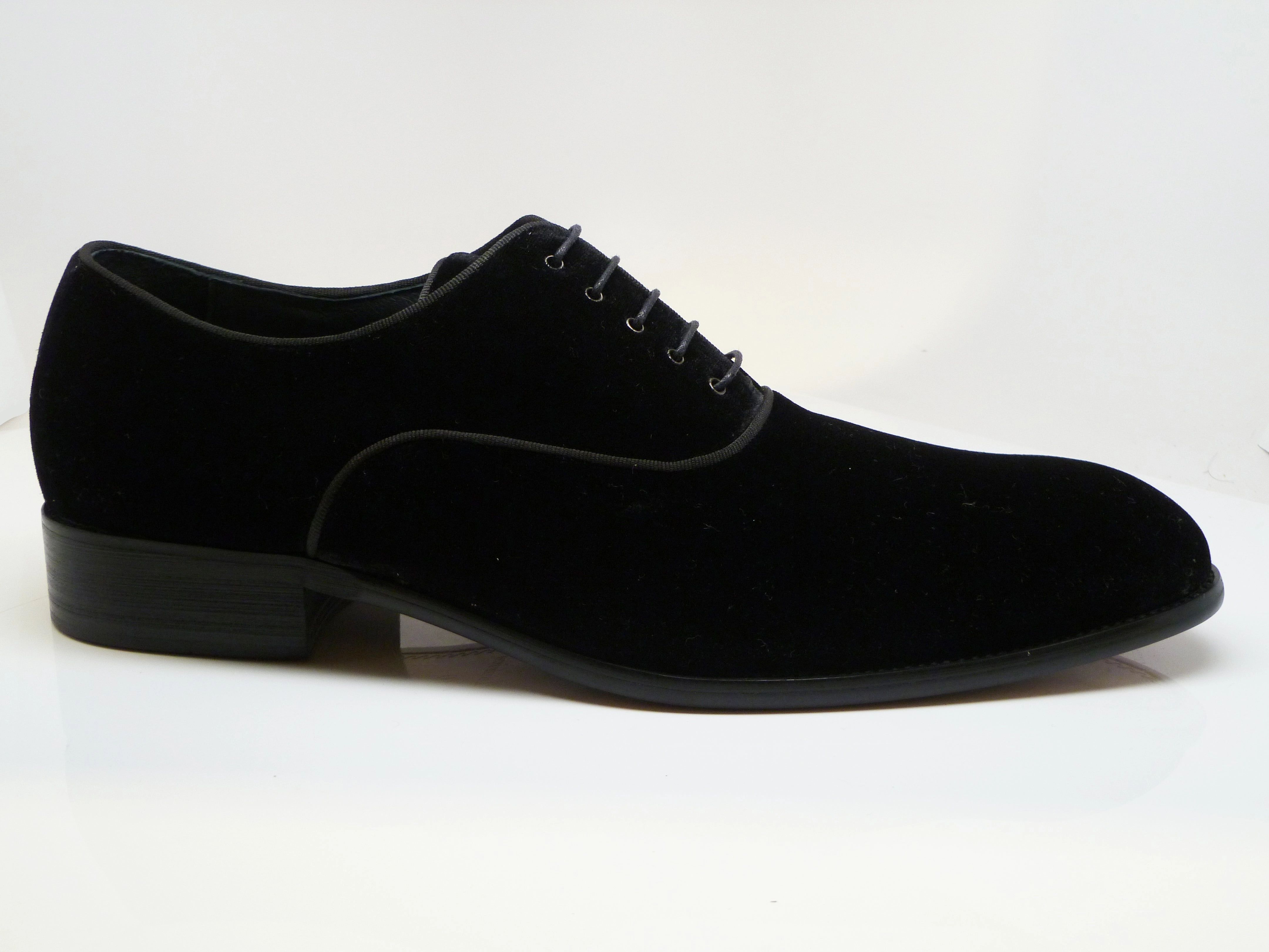 Velvet Lace-Up Oxford Black Rogue Oxfords