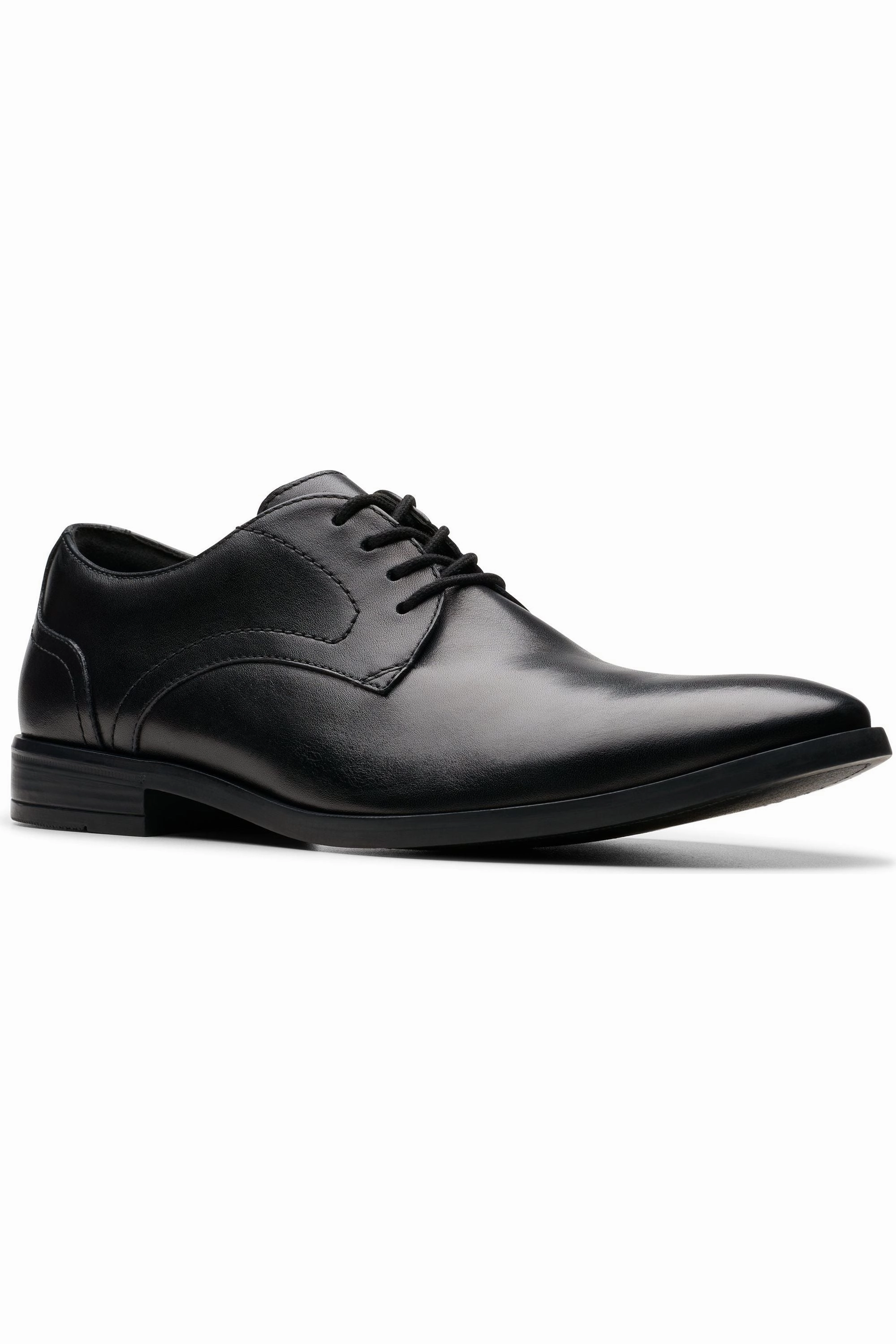 Clarks Brandon Lace in Black Leather Greenstride Motion 6
