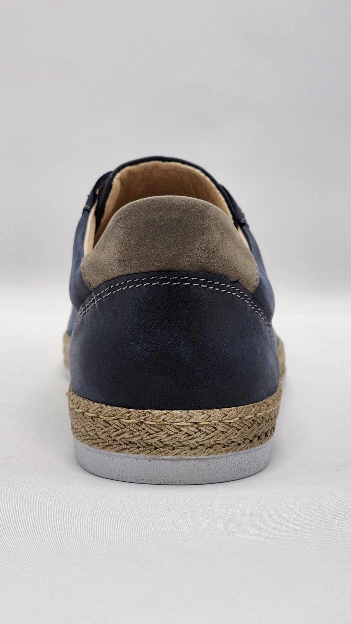 Classic Slip On Skate Shoes Women's Lifestyle Slip-On Leather Sneakers - Navy