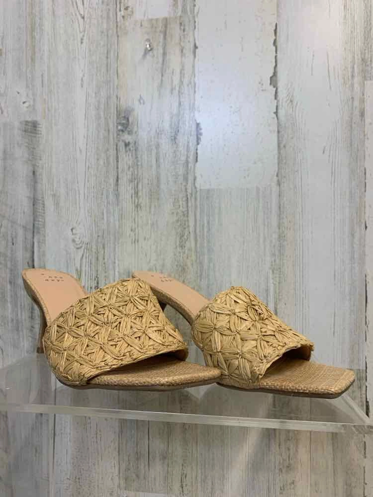 NWT A NEW DAY SHOES Shoe Size 8 Beige CANVAS KITTEN HEEL Shoes/BEIGE CANVAS OPEN Retro Gts Casual Shoes