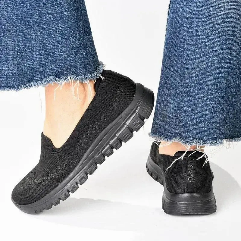 Skechers Graceful Active Slip On Sneaker - Black Black