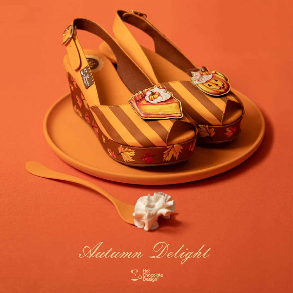 Chocolaticas Autumn Delight Women's Platform Sandal