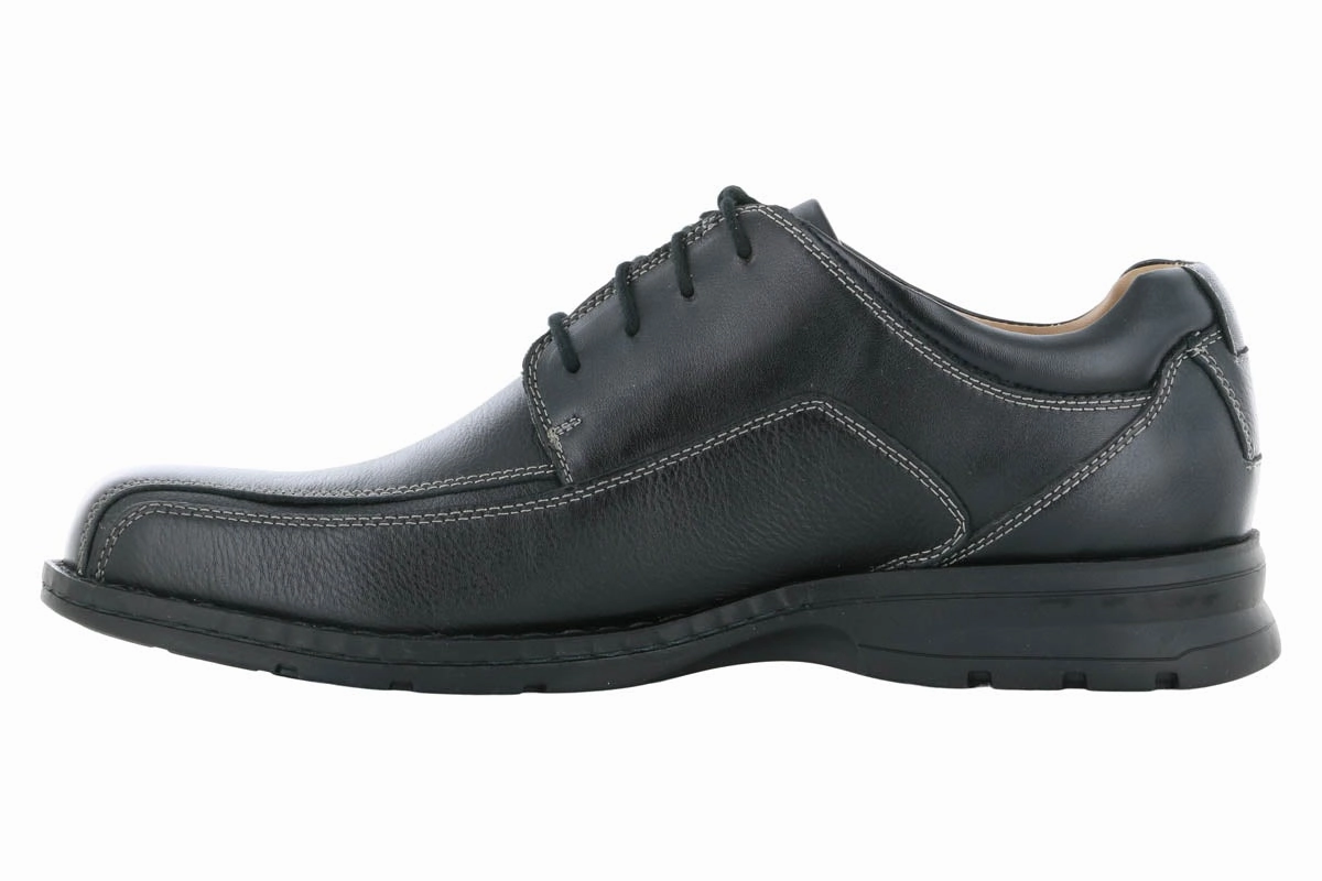 Hubbard's Off Main Oxford Al Dockers Trustee Oxford Black