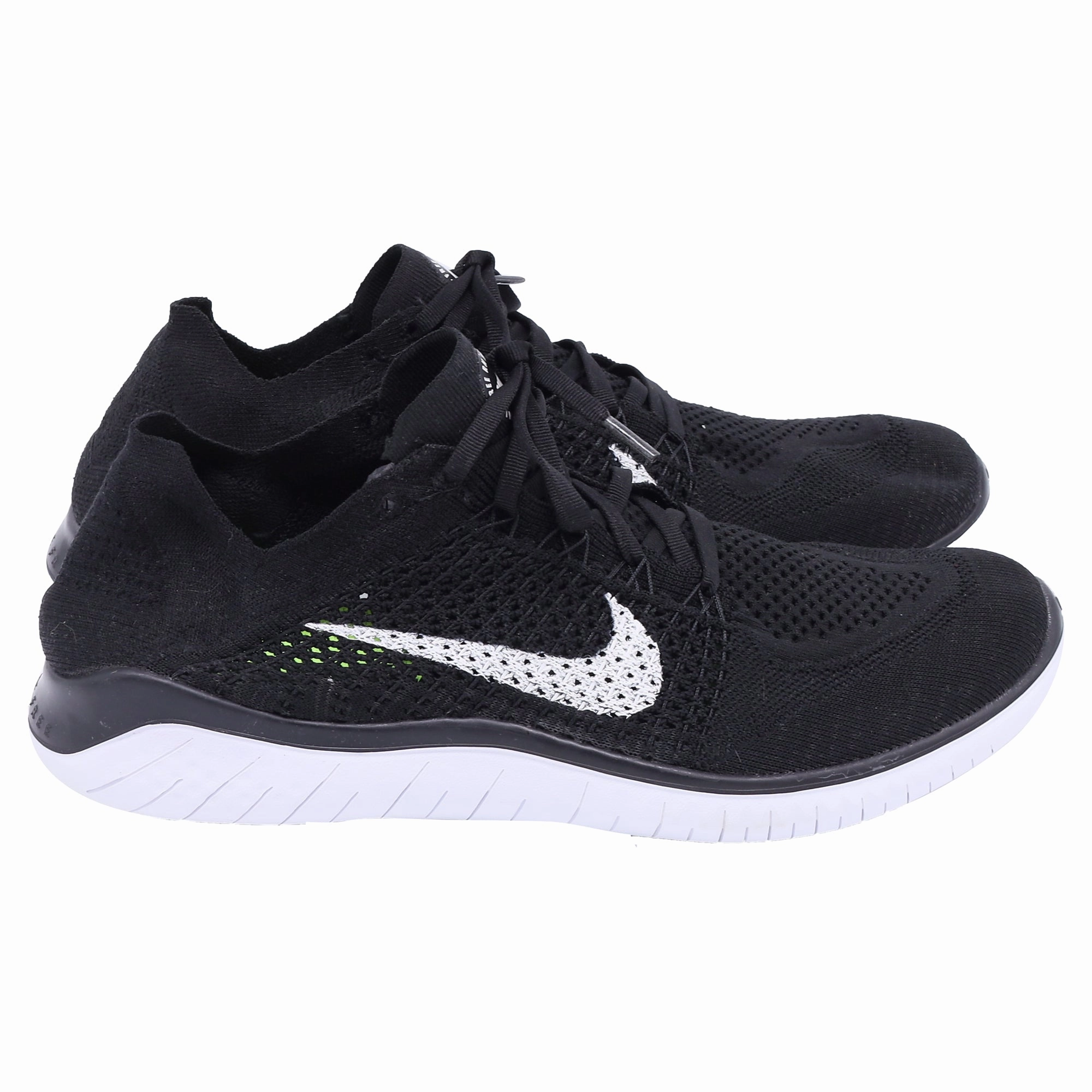 Nike Free RN Flyknit Sneakers in Black Polyester 4e Cross Training Shoes