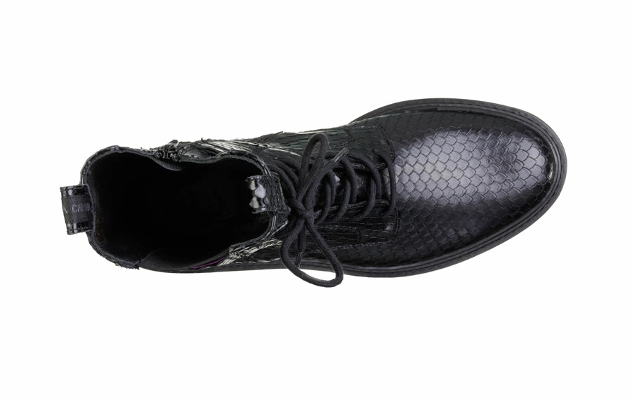 Tan Brogues And Jeans Don Kaydan