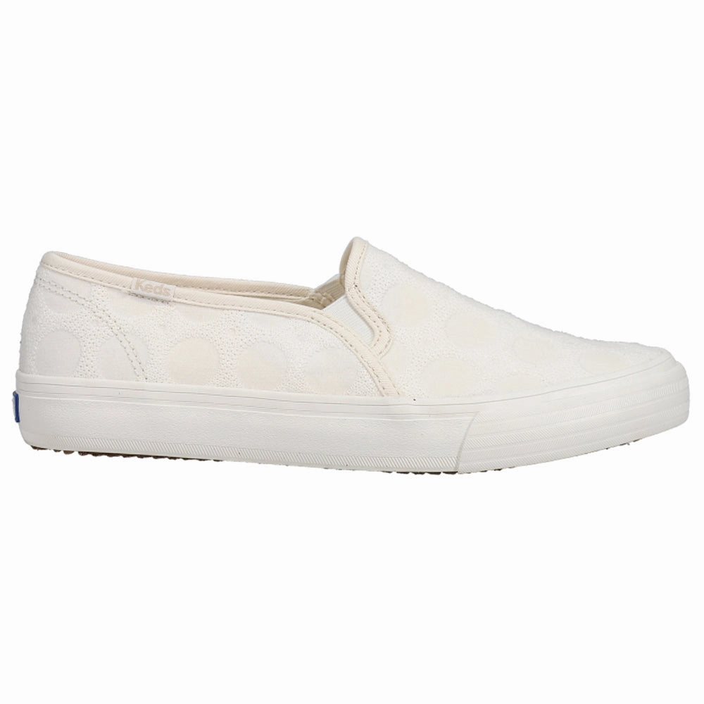 Slip On Sidestripe Double Decker Circle Crochet Slip On Sneakers