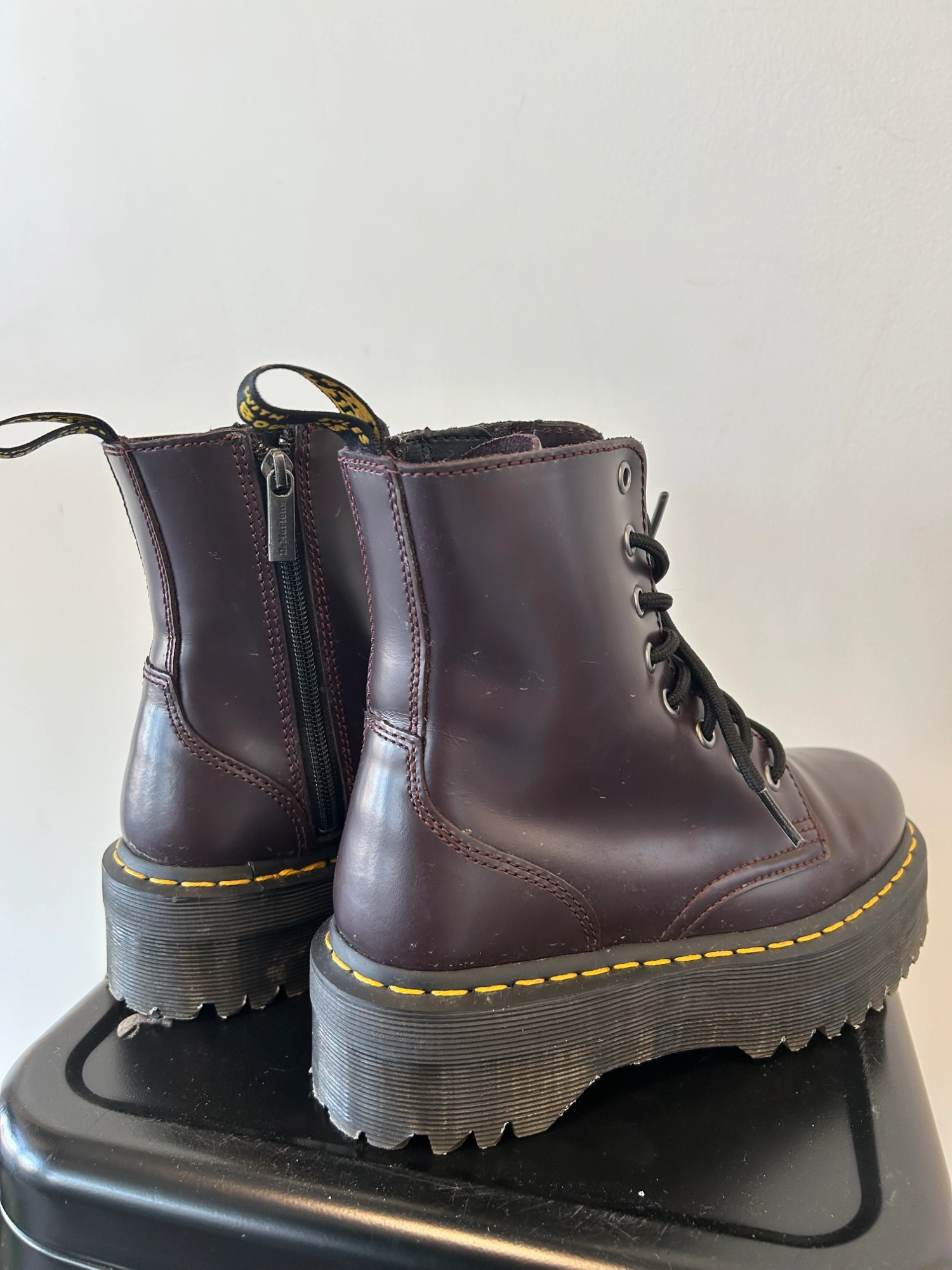 Dr Martens Boots Womens 6 X Ultra 4 Hiking Shoes