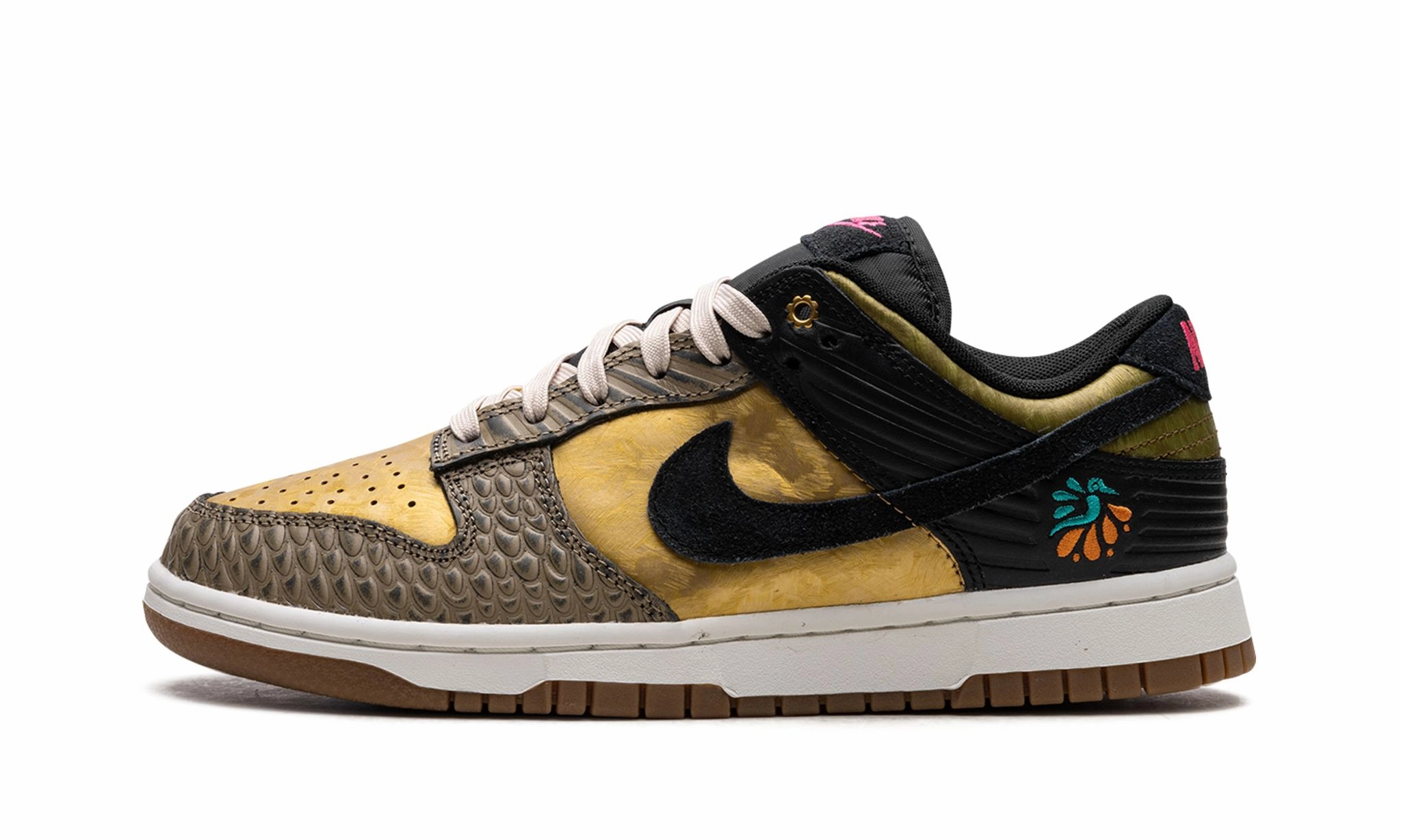 Dunk Low Wmns Dia De Los Muertos Sale Basketball Shoes Offer