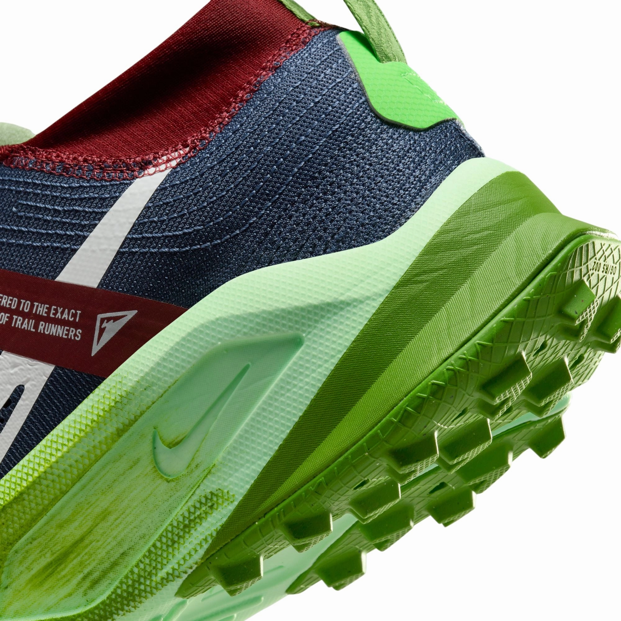 Nike Men's ZoomX Zegama So Ill Climbing Shoes Kickstarter
