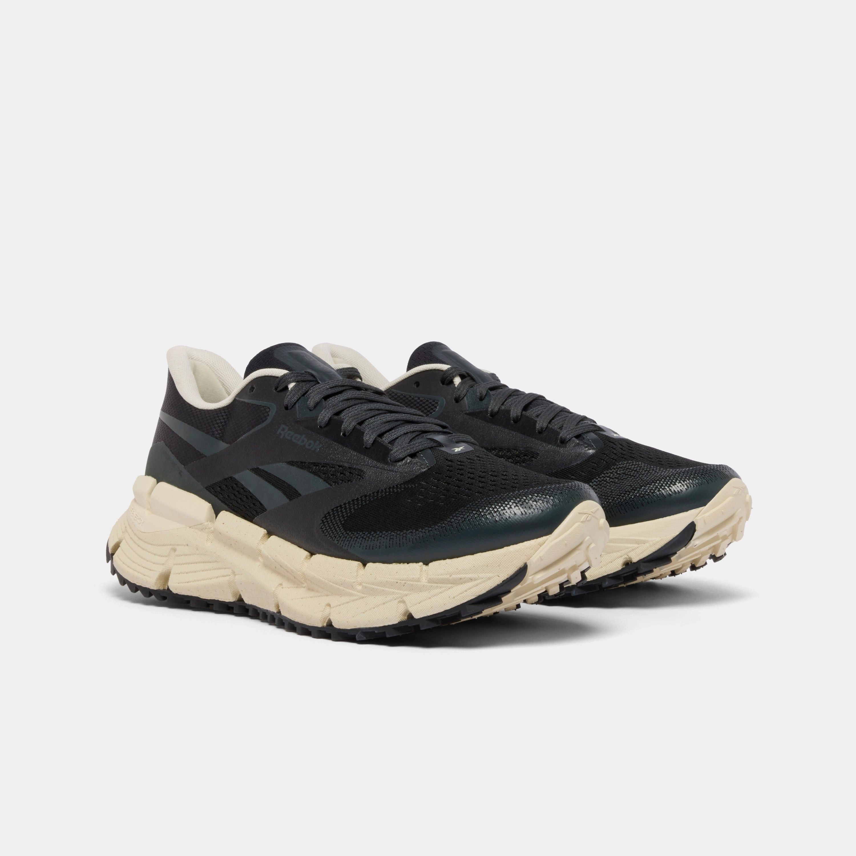 Trail Cross Shoes Floatzig Adventure 1 Black/Grey 6/Alabaster