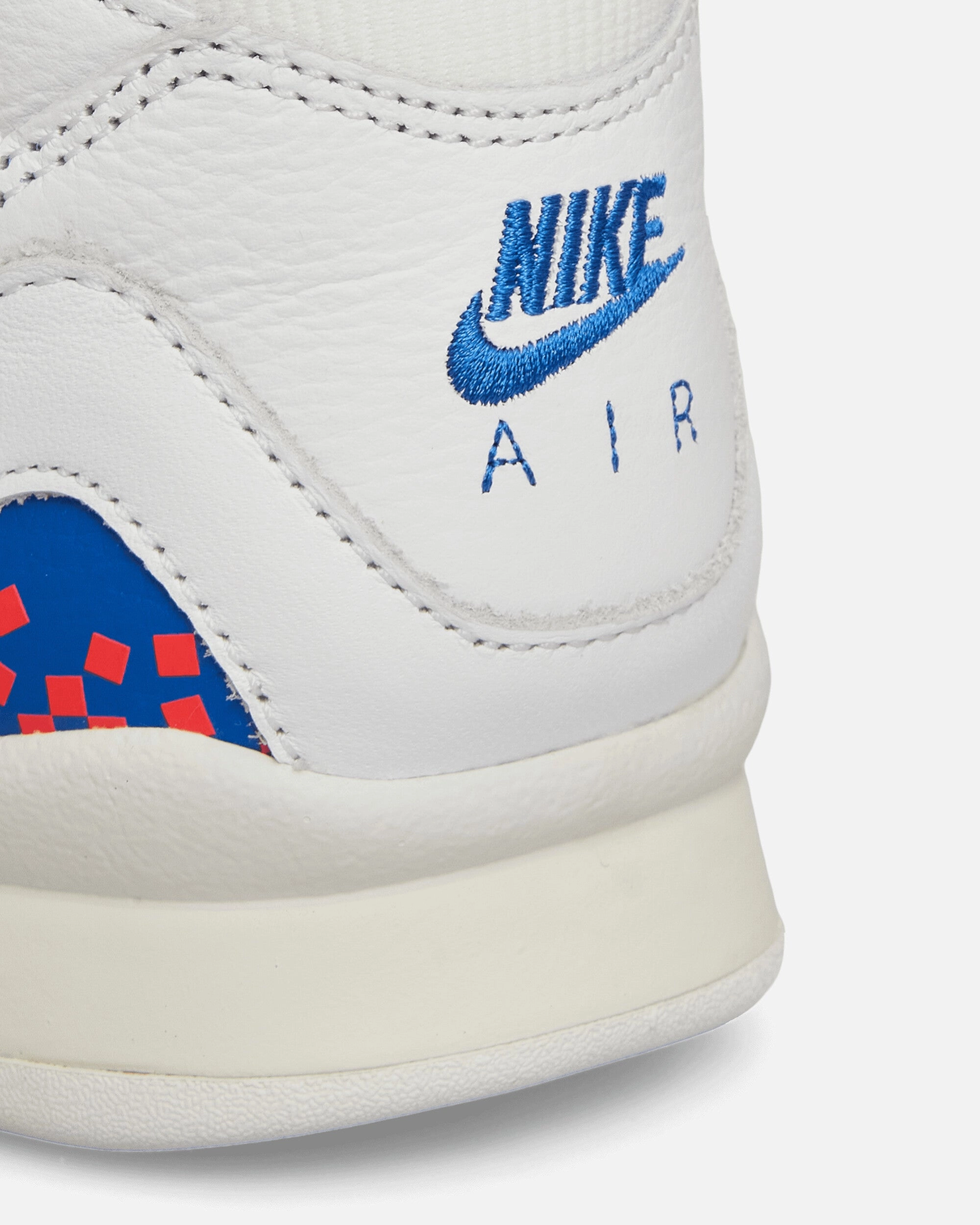 Air Tech Challenge 2 Sneakers White / Laser Crimson Bottega Veneta Tennis Shoes