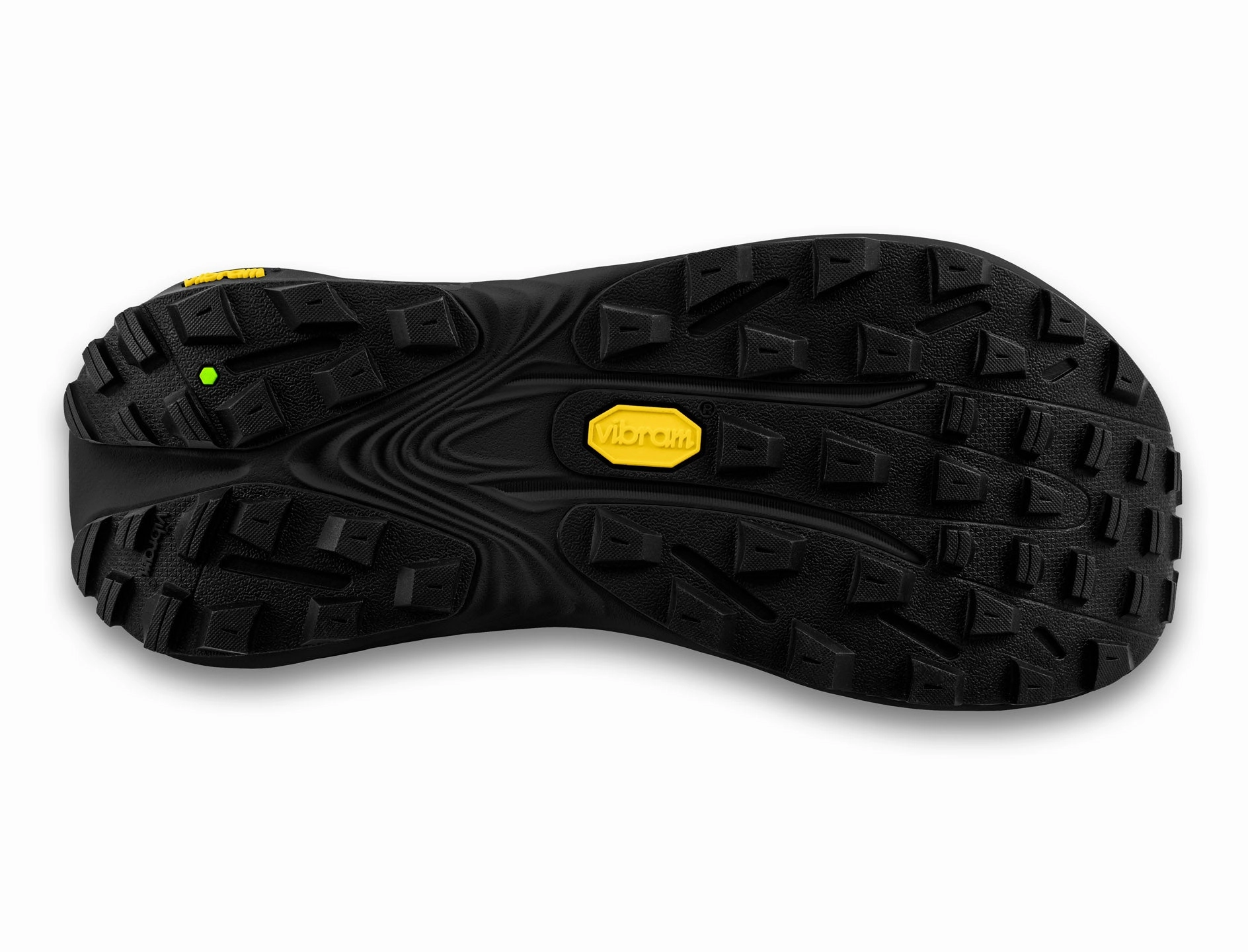 Topo Athletic | Vista | Men's | Black/Black Trail Shoes Nearby