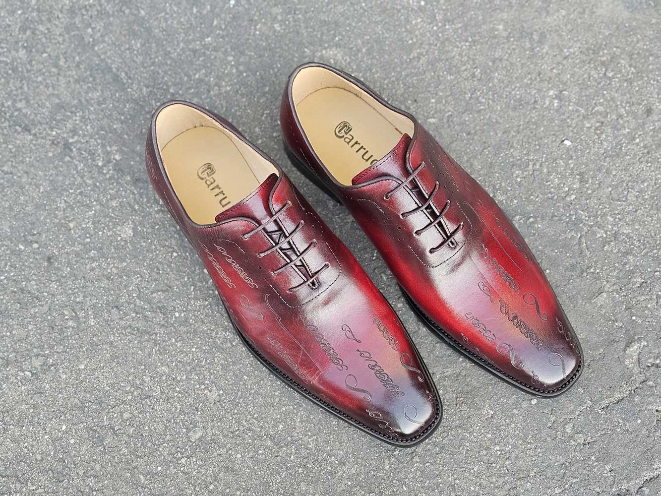 Embossed Wholecut Oxford Florsheim Oxfords