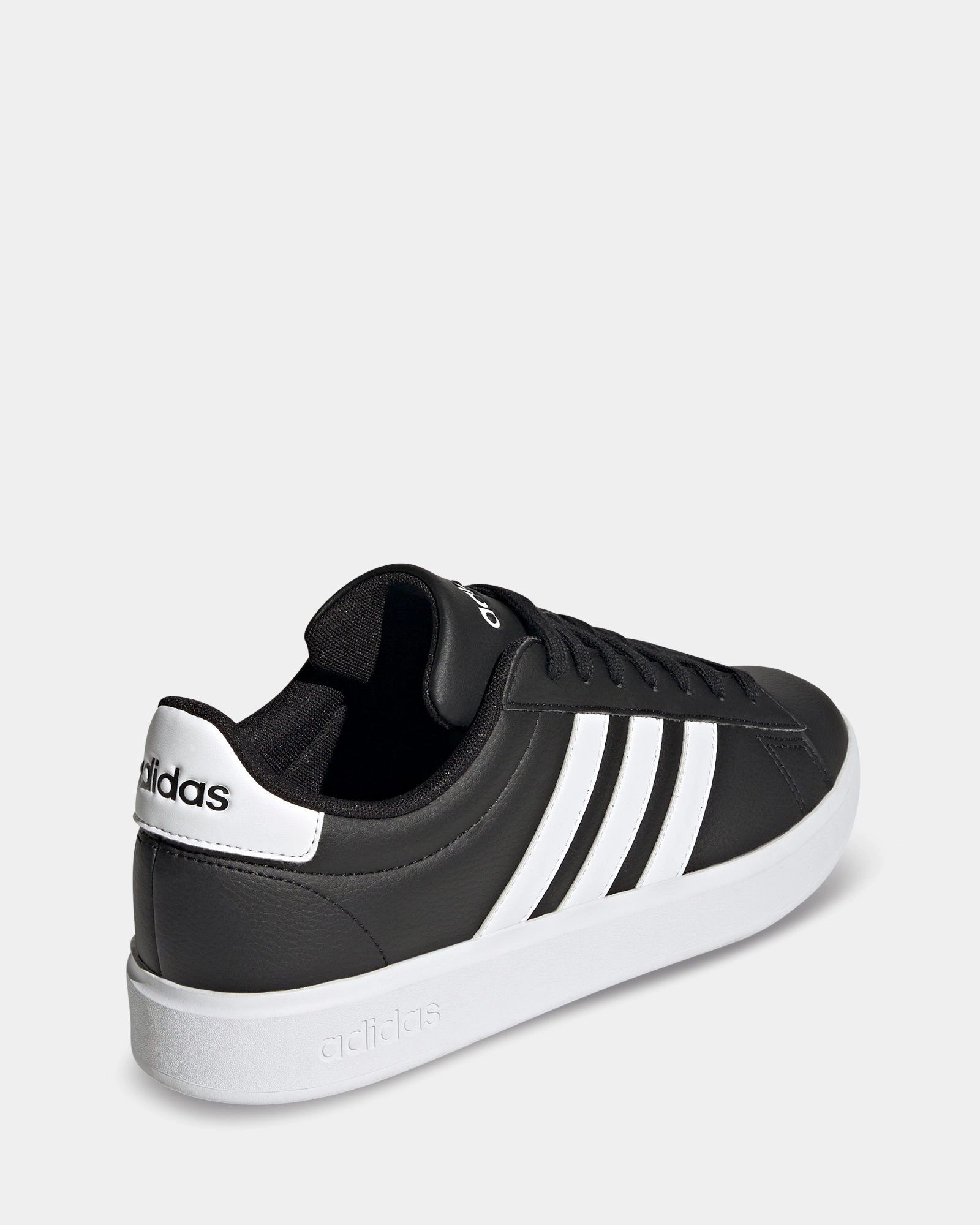 Tennis Shoe With Wide Toe Box Grand Court 2.0 M Black/White