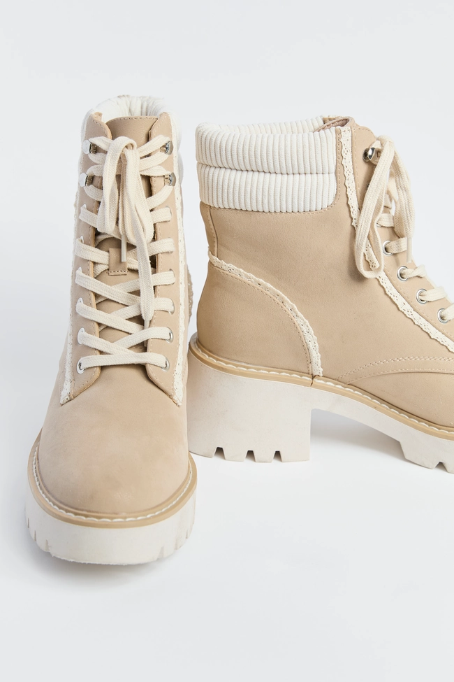 Nakoama Lace Trim Natural Combat Boots Solo Hiking Shoes