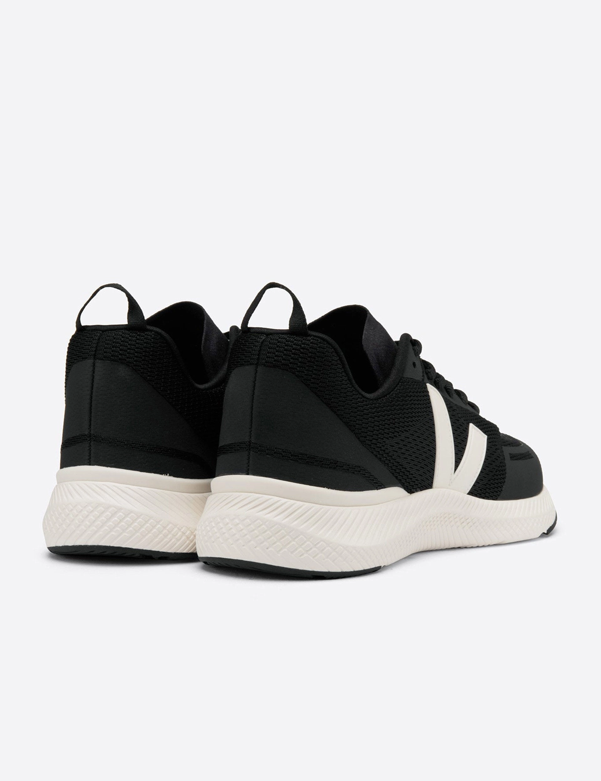 Impala Jacquard - Black/Cream Ua Highlight Training Shoes