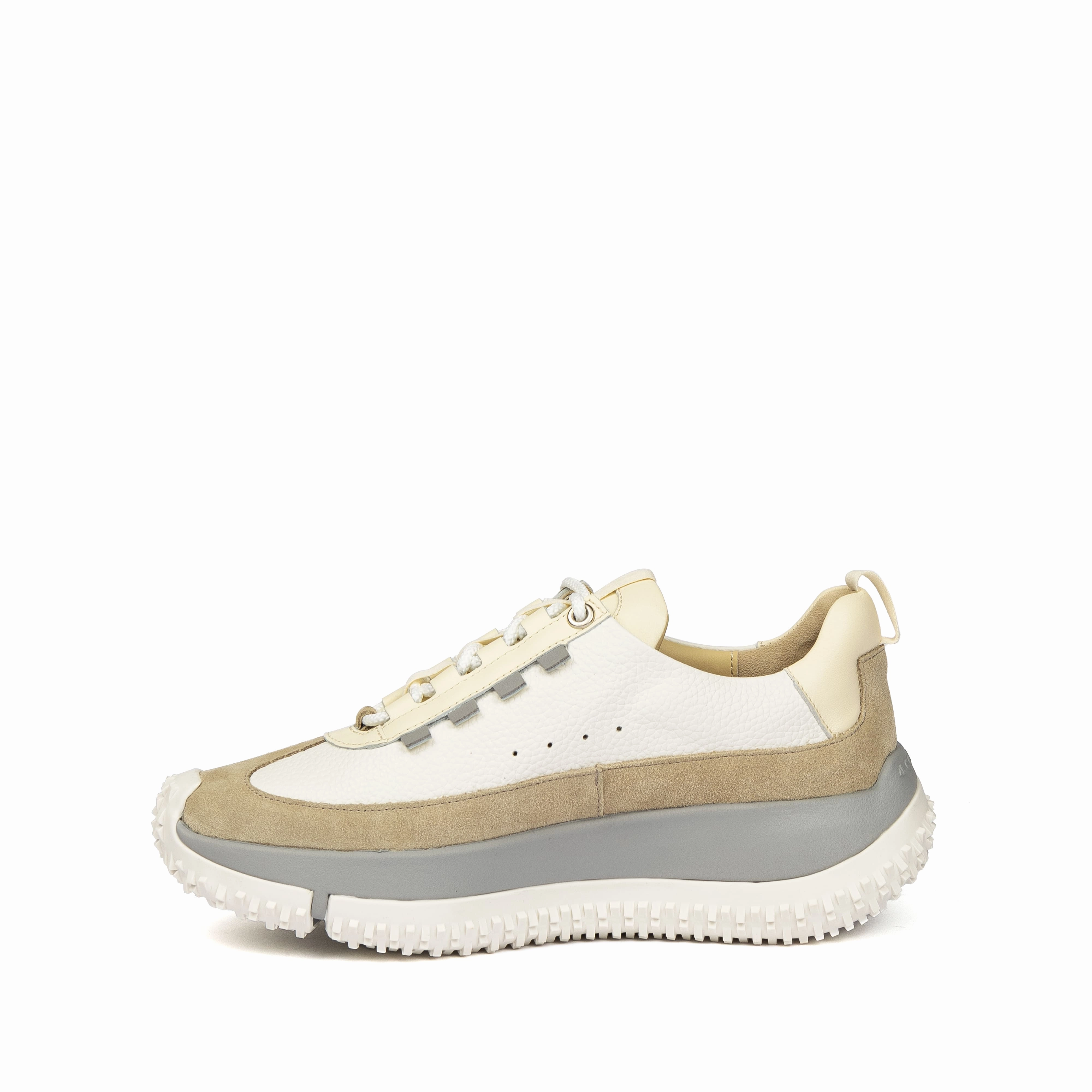 Ivanka Trump Mary Jane Shoes KAPOK PINTO WHITE