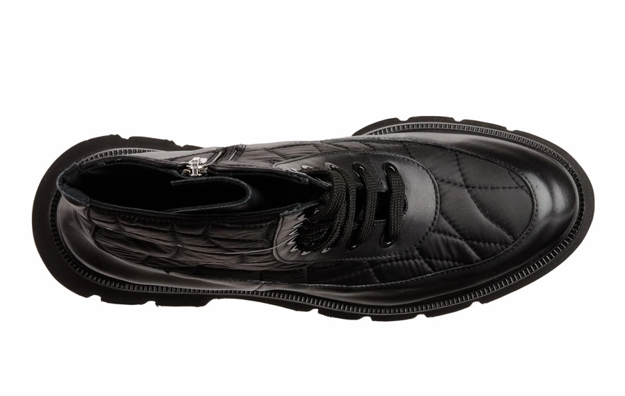 Retro Brogues Eva Iris Black