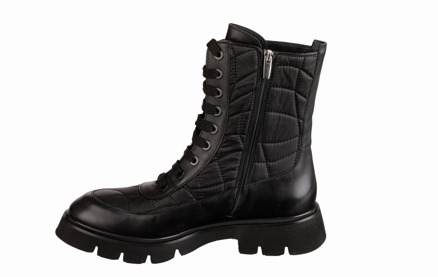 Brogue Chelsea Boot Eva Iris Black