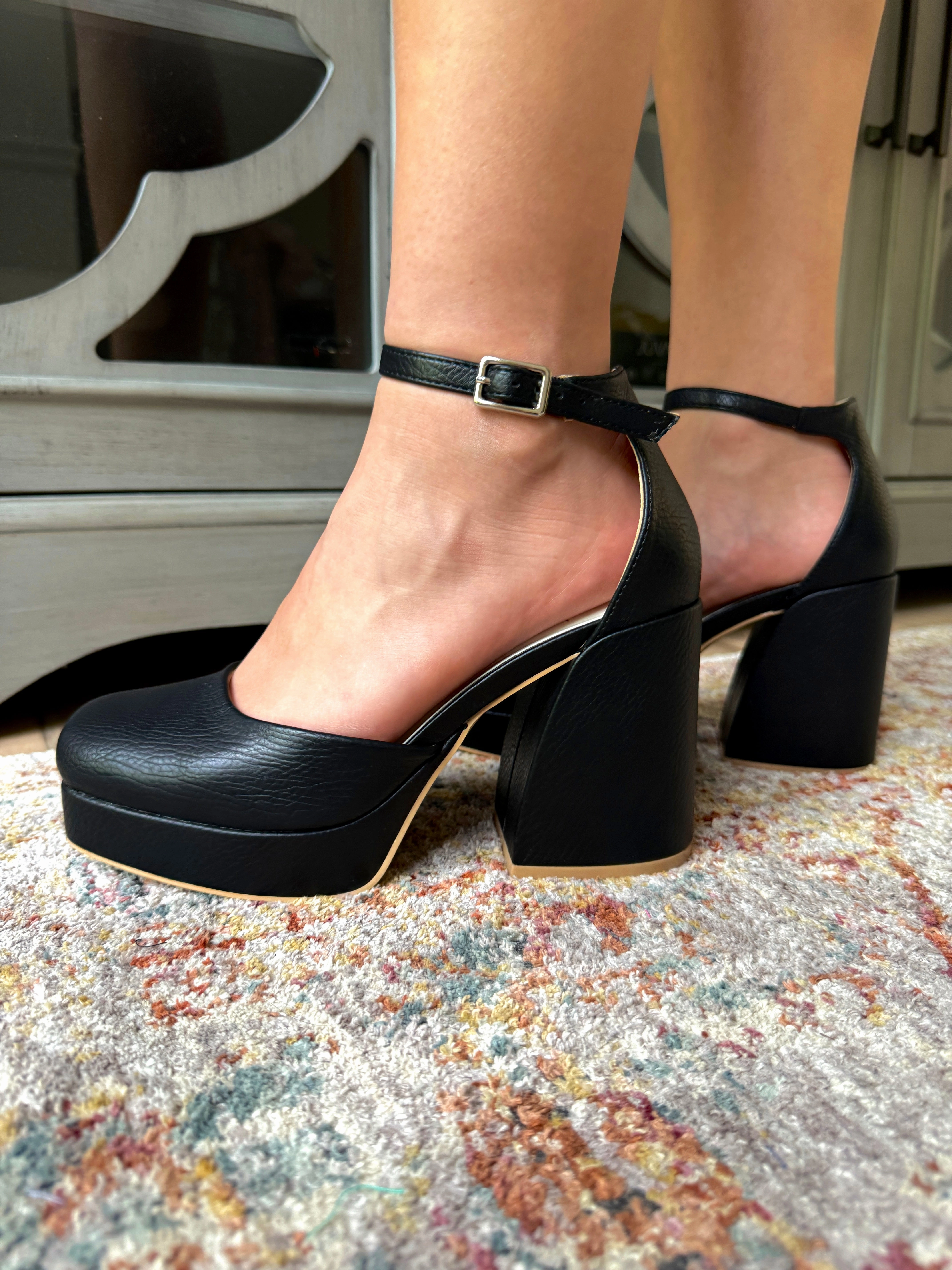 Mary Jane Tap Shoes Size 12 Doll Platform Heels (Black)