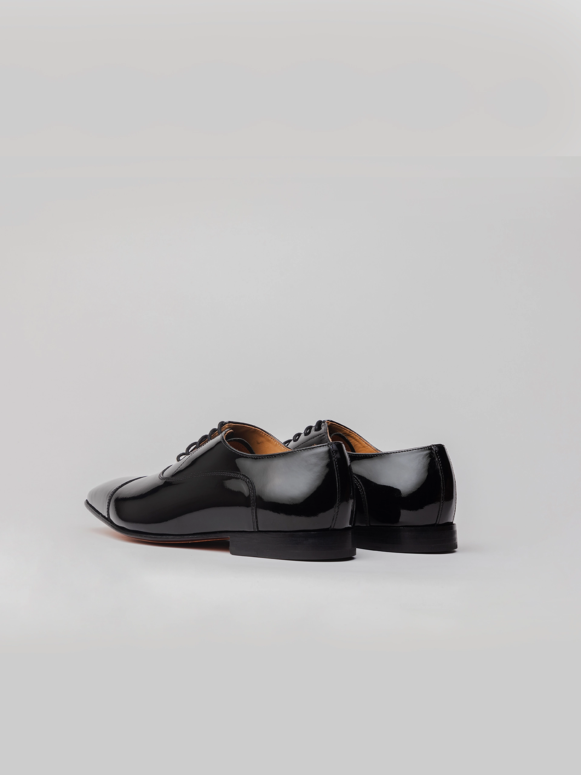 Maverick Toecap Oxford - Patent Black Whole Cut Oxfords