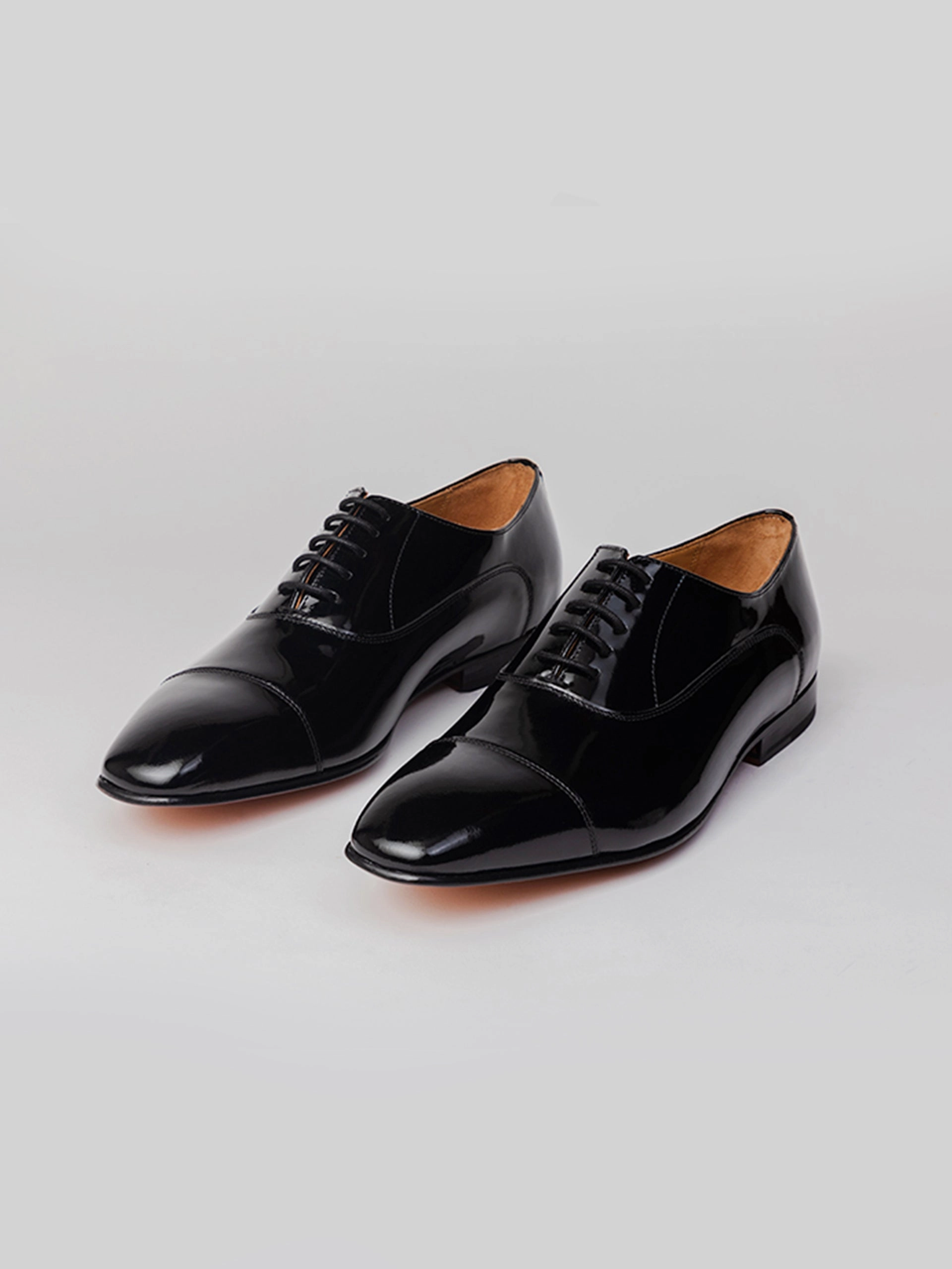Oxfords Vs Derby Maverick Toecap Oxford - Patent Black