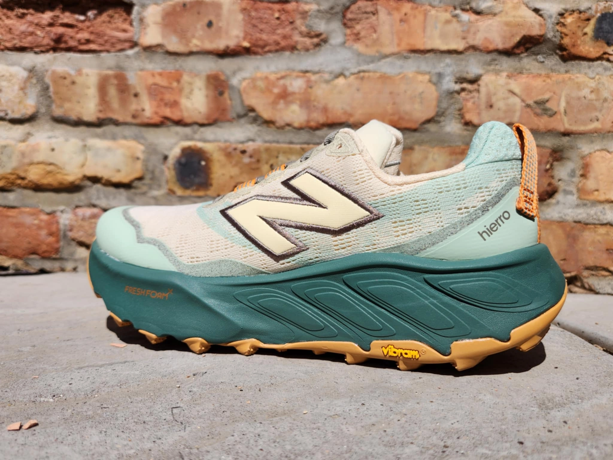 Best Hiking Shoes For Comfort New Balance W  Hierro v9