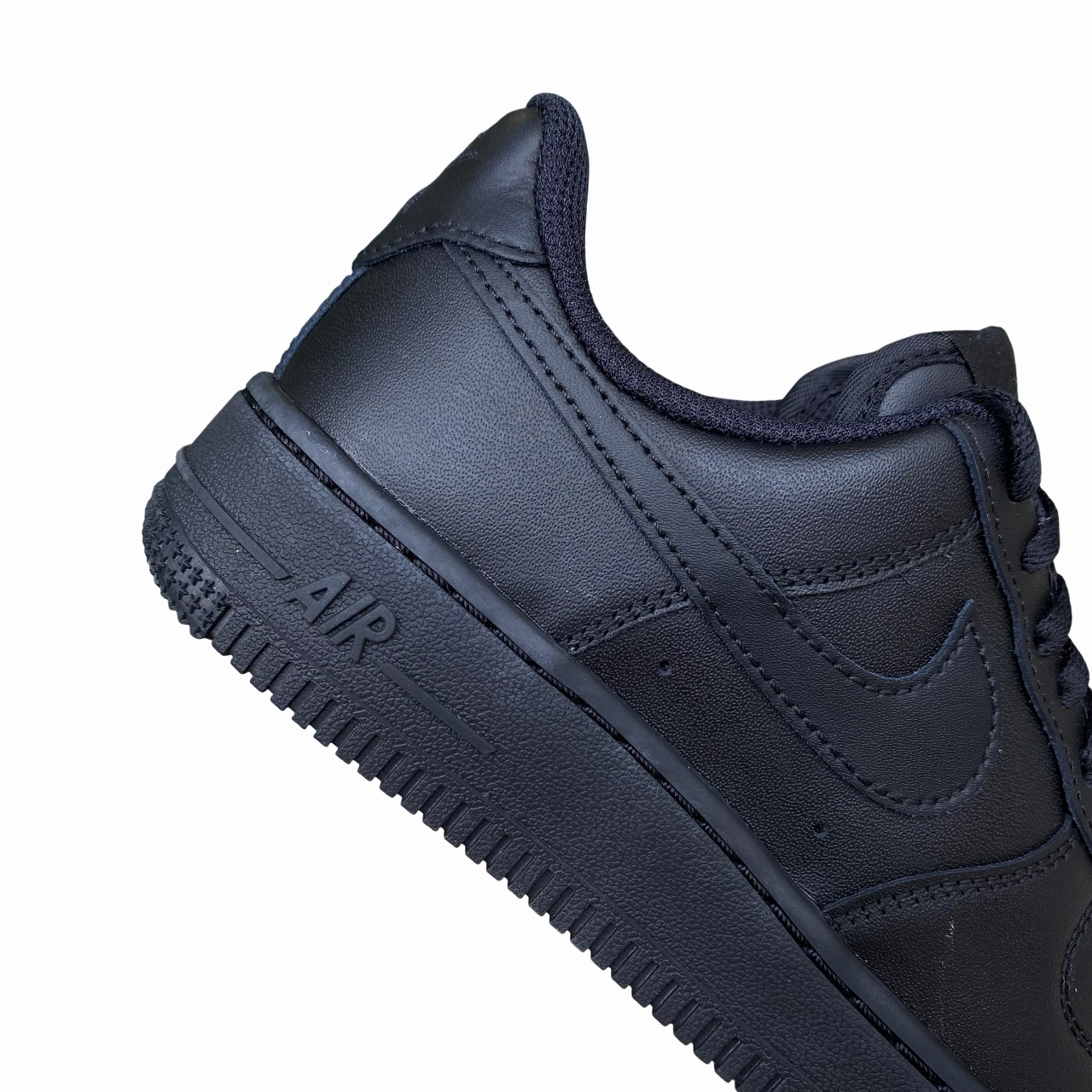 Nike Tennis Court Shoe Nike DD8959-001 Air Force 1 '07 Nero - Sneakers Donna Stile Iconico