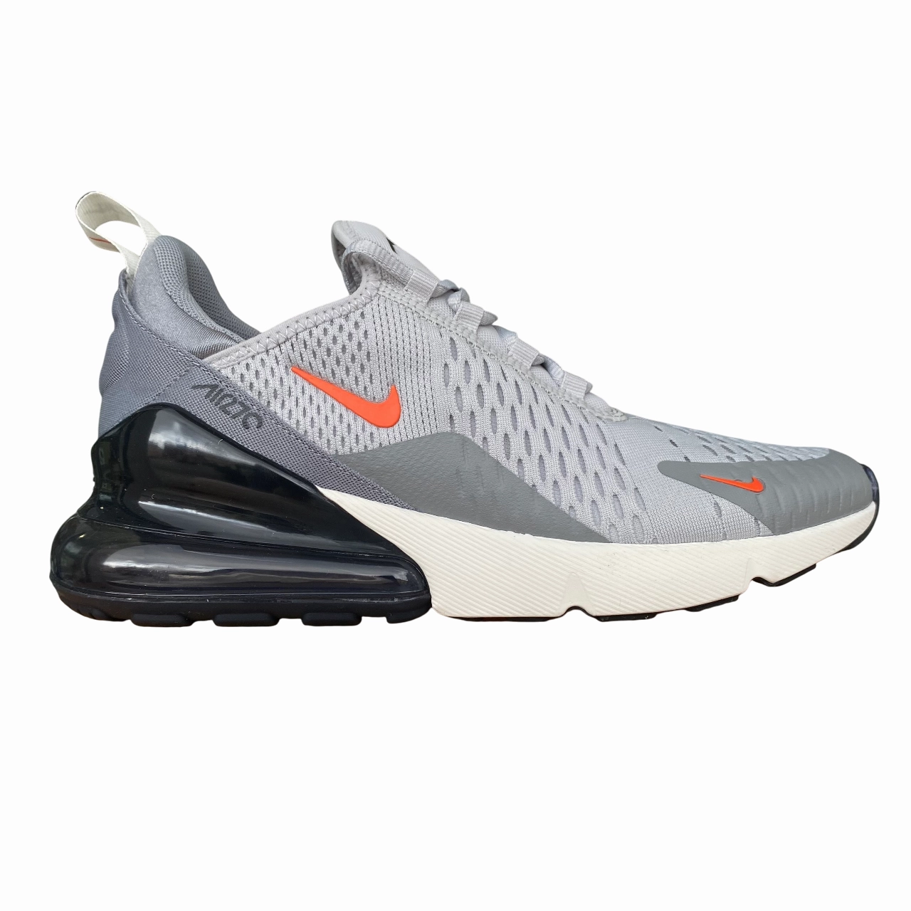 Nike DR8616-001 Air Max 270 Scarpa Uomo Grigio - Comfort e Stile Leggendario Nice Nike Shoes