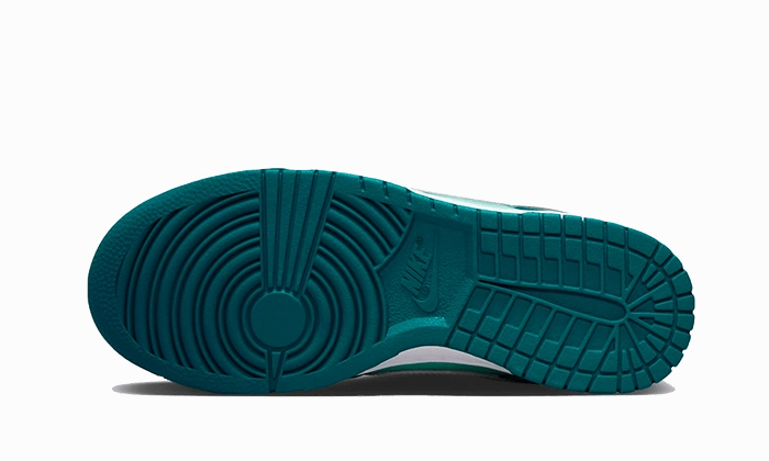 Lightweight Nike Shoes Nike Dunk Low Geode Teal