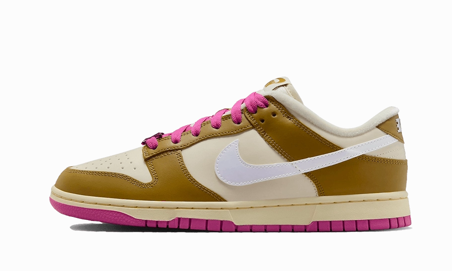 Nike Basketball Lebron Shoes Nike Dunk Low SE Bronzine Pink
