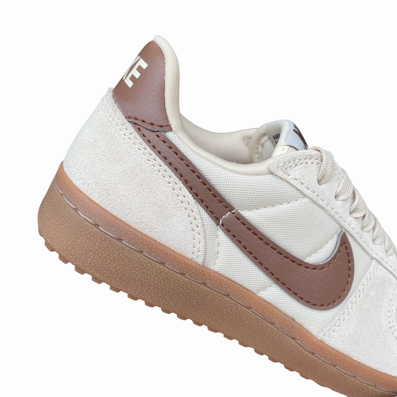 Nike Basketball Shoes Nike Zoom Nike HJ6000-200 Field General Sabbia-Marrone | Sneakers Donna Vintage