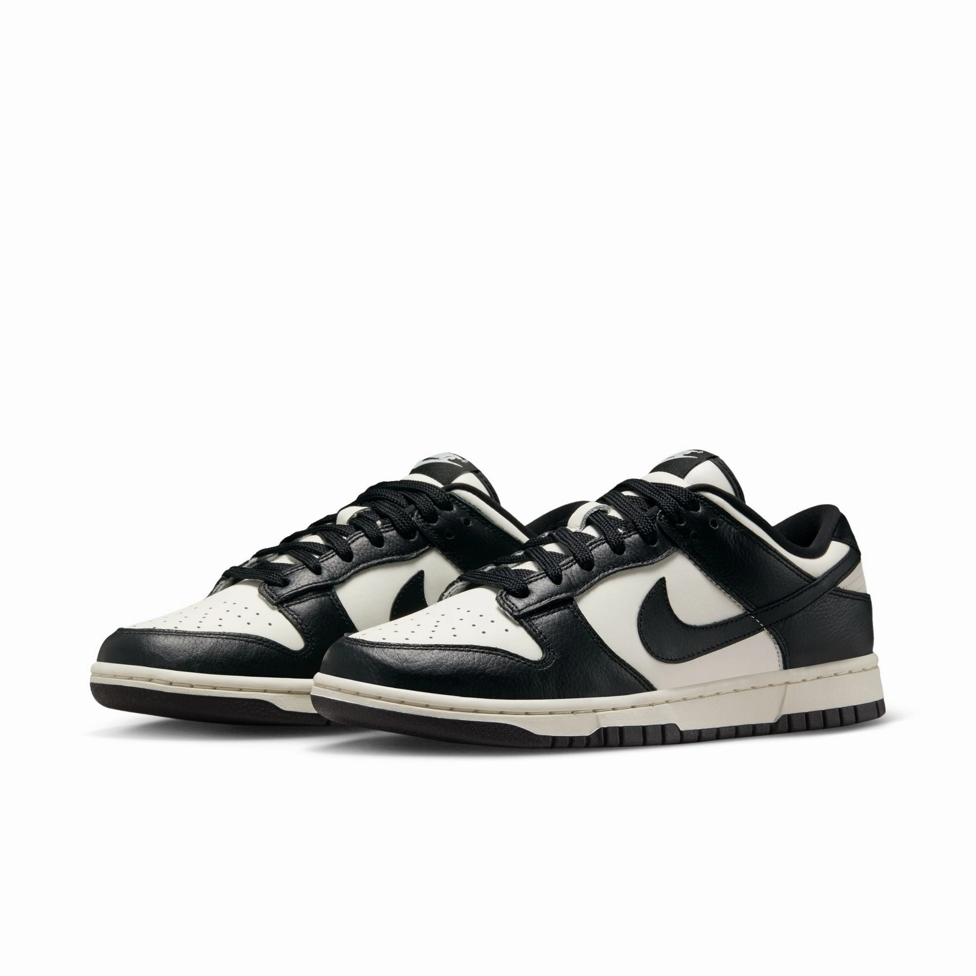 Shoes Nike Sb Nike "Dunk Low" W - Sail / Black / Pale Ivory